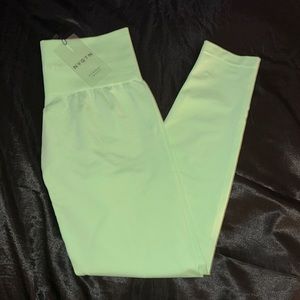 NVGTN Seamless Pistachio Leggings